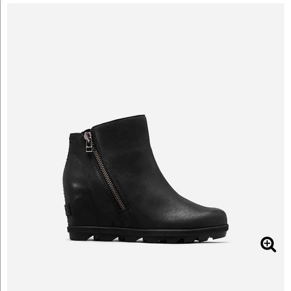 Sorel Joan of Arctic wedge zip bootie!!